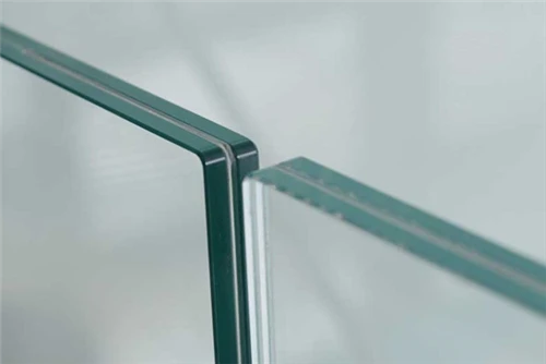 ¿El vidrio laminado es rompible? Comprender su rendimiento de resistencia y s...
