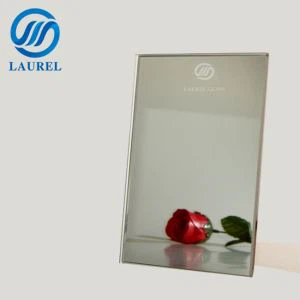 Vidrio de espejo coloreado